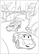 جسر خلف McQueen وهو يركب على طريق شديد الانحدار ومتعرج من Disney Cars Coloring Page