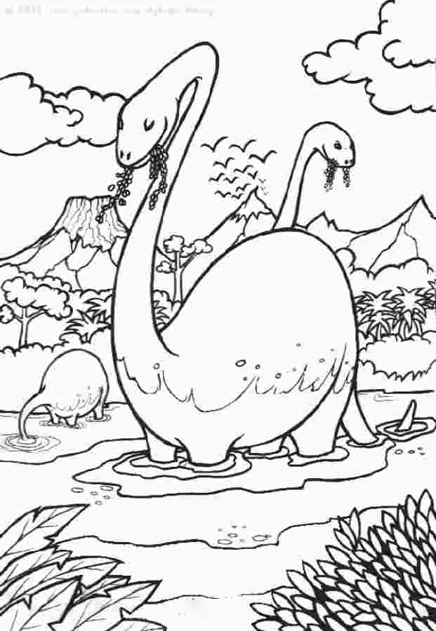Раскраска Апатозавр Динозавры едят водоросли