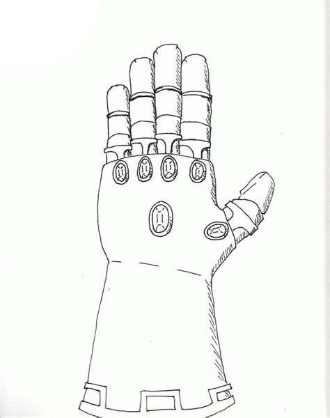 Раскраска Мощная перчатка Уру, сделанная гномами.