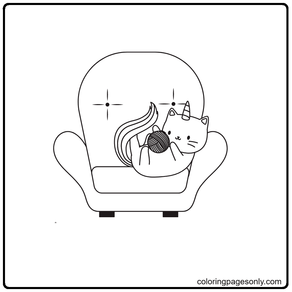 Chat Licorne Allongé sur une Chaise de Unicorn Cat