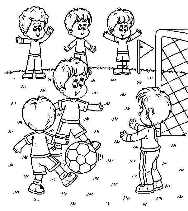 Niños jugando al fútbol desde el fútbol.