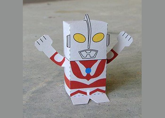 Making Crafting Toys with Ultraman coloring pages