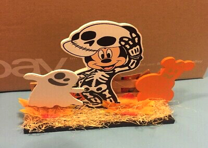 Decorating A Mickey Halloween Standee