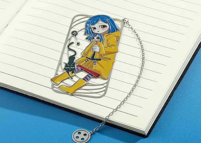 Making A Coraline Keychain