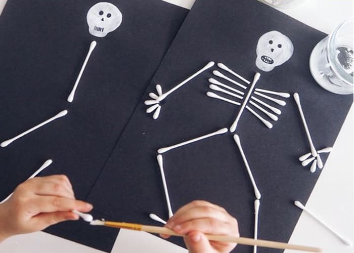 Designing a Skeleton with Cotton Swabs