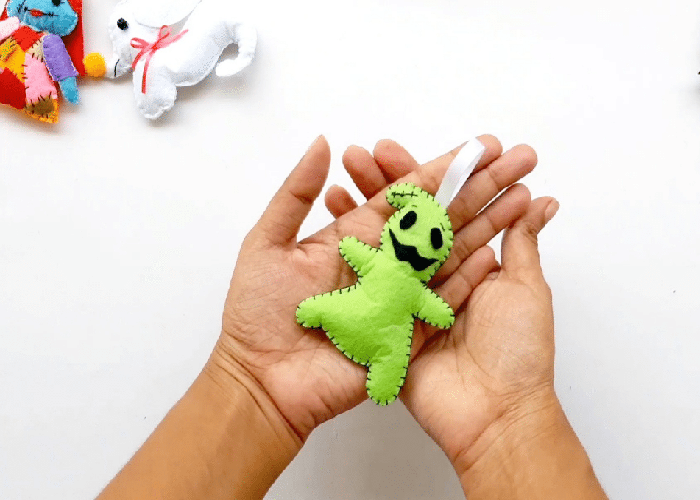 Making Oogie Boogie Paper Doll