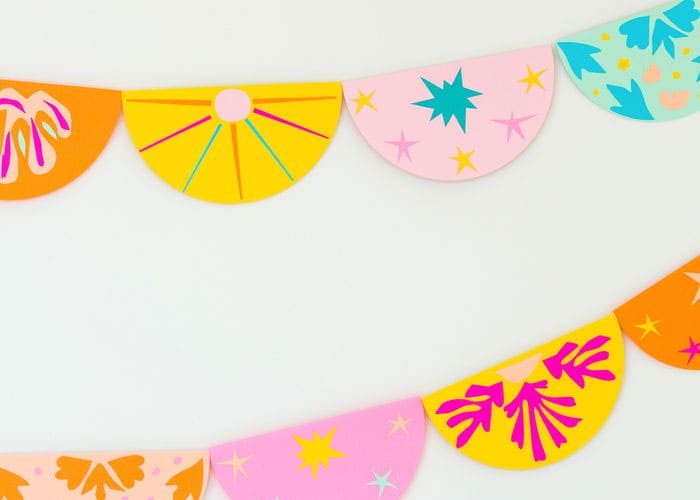 DIY Hippie Hanging paper Garland 