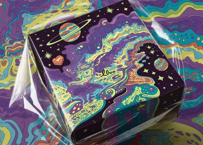 Design a Psychedelic Gift Box