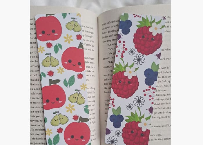 Apple-Shaped Bookmark